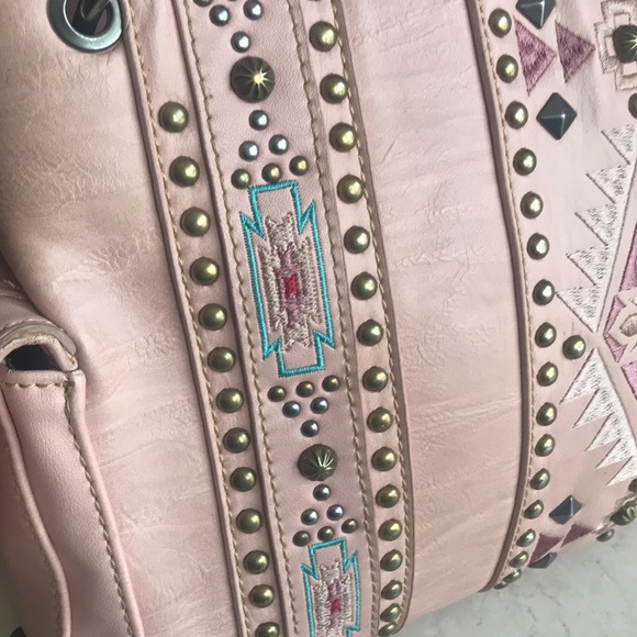 Montana West Concealed Carry Embroidered Southwest Shoulder Bag Purse Pink - Picture 8 of 12